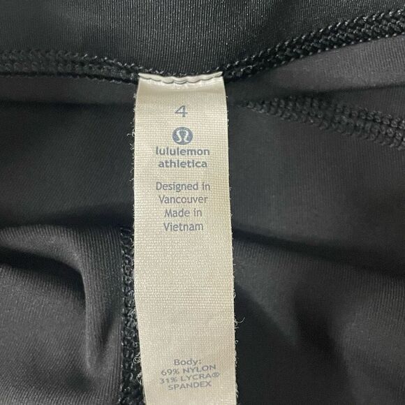 Lululemon Biker Shorts Gym Shorts Black and Gray Size 4 - Picture 3 of 8